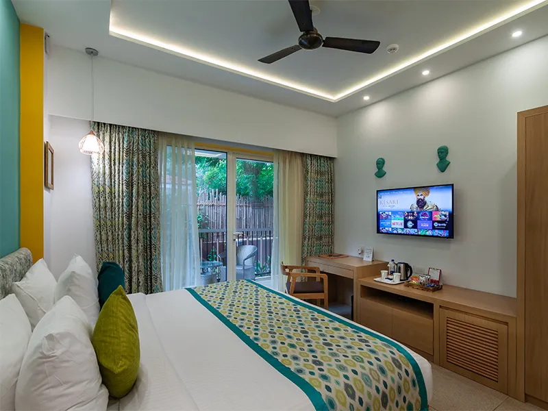 View 1 of Courtyard Room