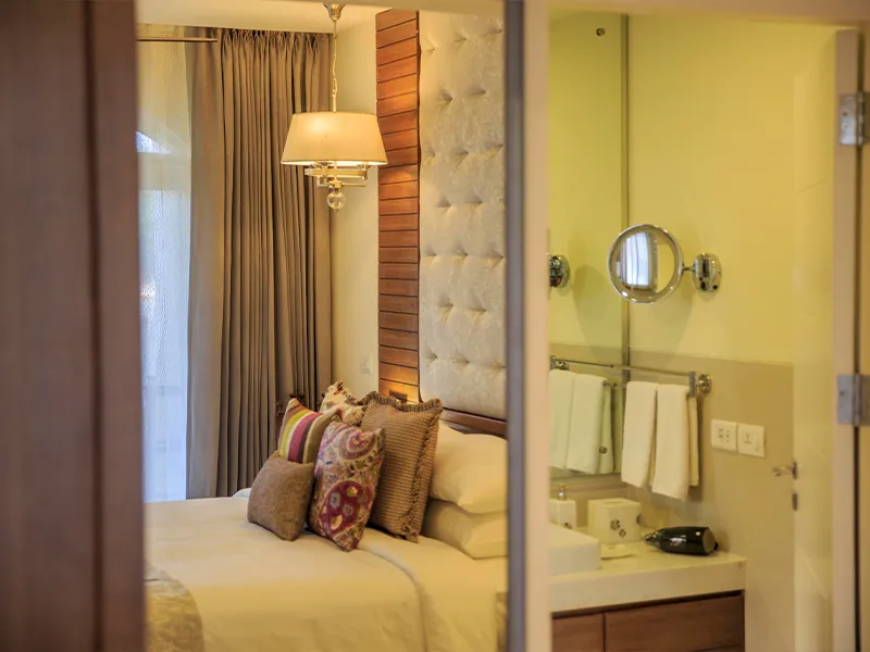 View 1 of Riverside Room